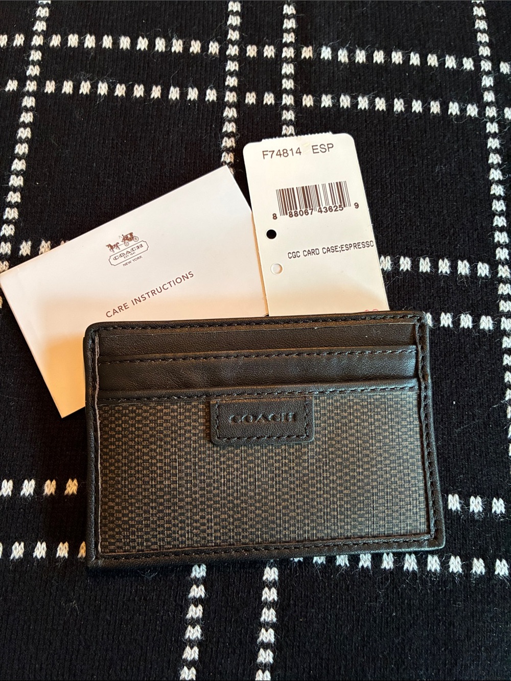 Coach Men’s Espresso Textured Leather Card Holder Case Black/Brown F74814